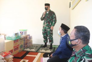 Datangi Yatim Piatu Kita Peduli: Agenda Jumat Peduli Kodim KBL