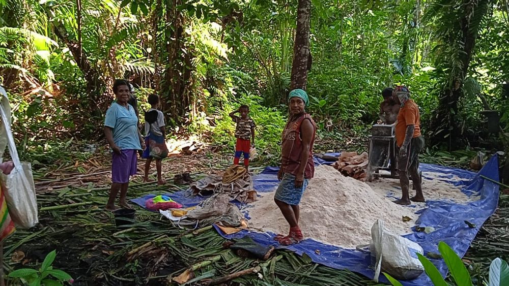 Jalin Hubungan Baik dengan Warga Melalui Segala Kegiatan TMMD