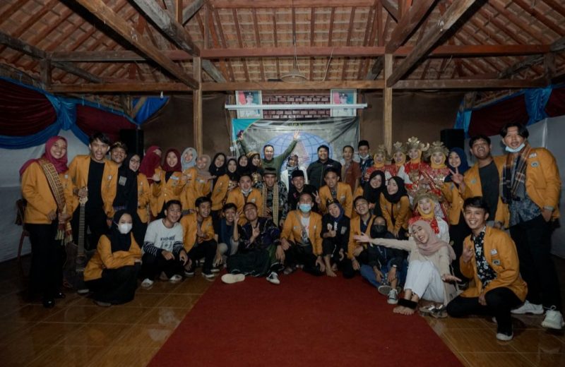 Mahasiswa Akparnus Lampung Gelar Studi Lapangan di Lambar