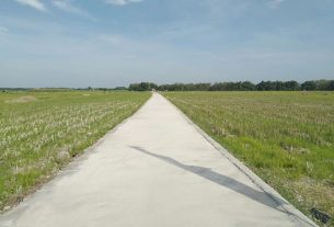 Pengerjaan Jalan Desa Tamansari Sudah 100 Persen