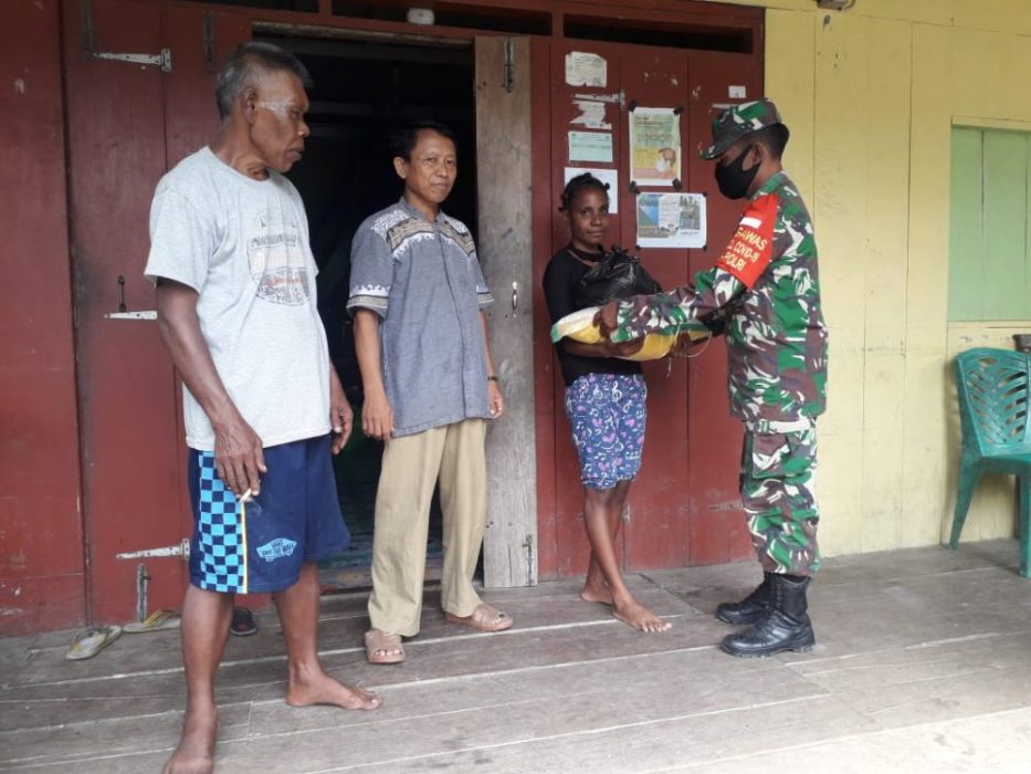 Peran Aktif Babinsa dan Satgas TMMD dalam Kegiatan Masyarakat