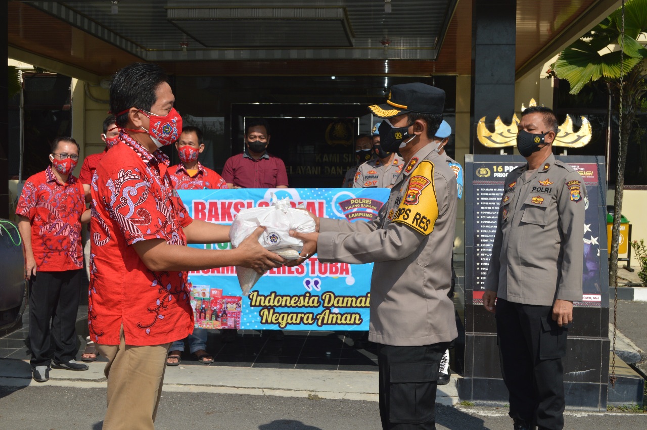 Polres Tulang Bawang Terima Bansos 500 Paket Sembako Dari PSMTI