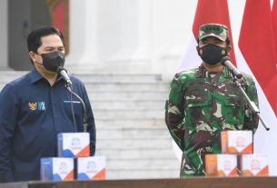 Presiden Jokowi Instruksikan Panglima TNI Pastikan Obat Isoman Gratis Sampai Tepat Sasaran
