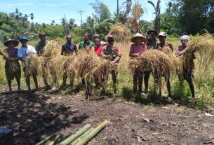 Satgas TMMD Kodim Sarmi dan Warga Kampung Dorba Amalkan Nilai-nilai Pancasila