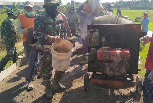 Semangat kerja Tim Satgas TMMD Tidak pernah Kendor