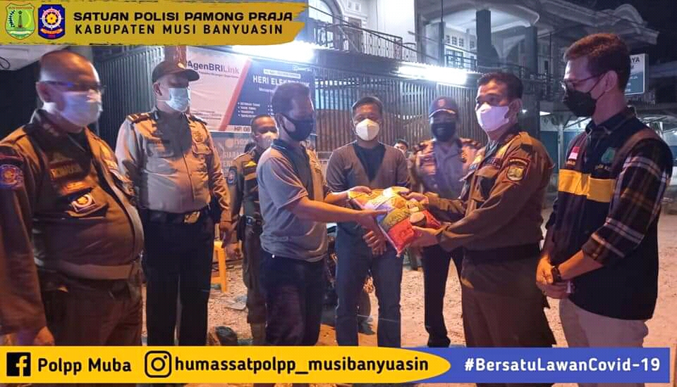 Sinergi Satpol PP Muba dan Forkompincam Bayung Lincir Sosialisasikan PPKM Level IV