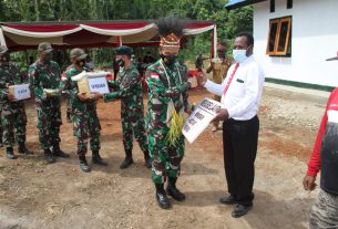 TMMD: Pangdam XVII/Cenderawasih Bangga dengan Warga KP. Dorba