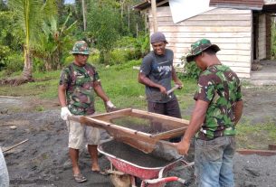 TNI dan Rakyat Tampak Serasi dalam Pembangunan TMMD