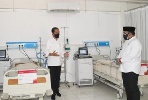 Tangani Pasien COVID-19, Presiden Jokowi: Rumah Sakit Asrama Haji Beroperasi Besok