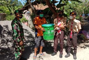 Tempat Sampah Gratis dan Edukasi Warga Tentang Tujuan Dan manfaat Dari Tempat Sampah