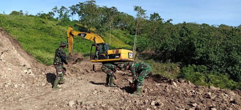 TMMD ke-111,Kodim 1407 Bone Buka Jalan Penghubung Antara Dua Desa