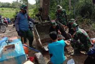 Alat Berat Excavator Mengalami Kerusakan Satgas TMMD Ke 111 Turun Tangan