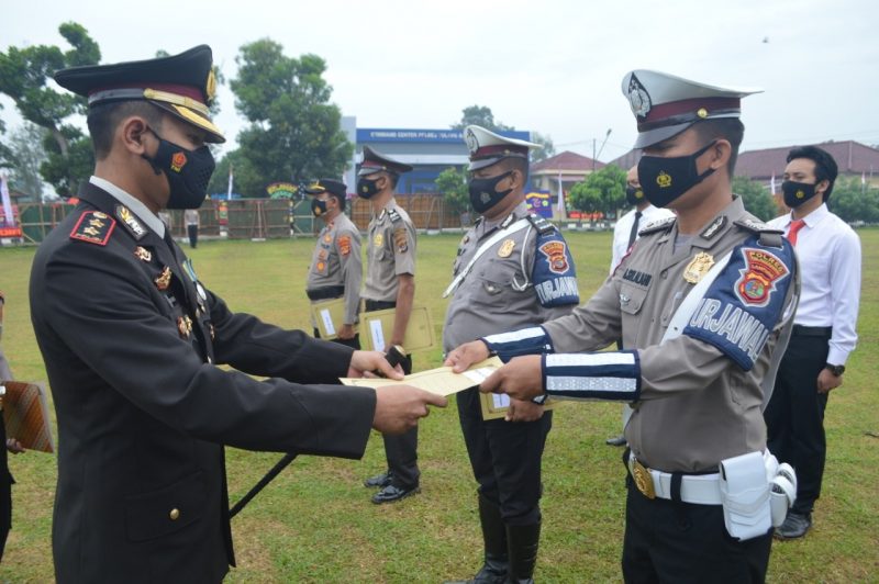  Personel Polres Tulang Bawang Dapat Reward