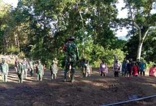 Anggota Satgas kewajiban di lapangan TMMD Ke 111 apel pagi,siang.