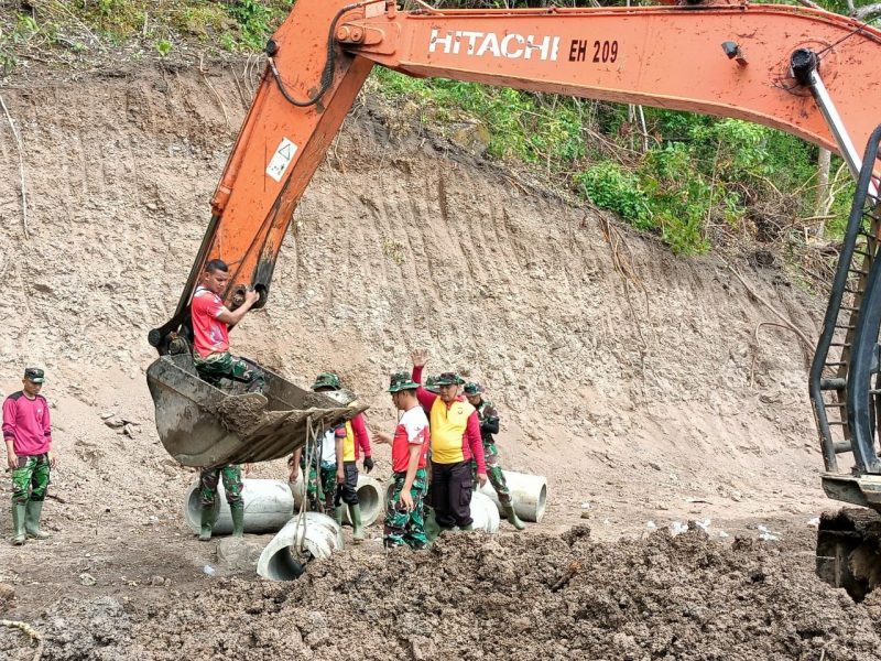 Satgas TMMD ke 111 kodim 1407 Bone, mulai pemasangan gorong gorong