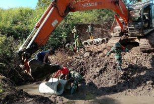 Pemasangan Gorong-Gorong Dilokasi TMMD