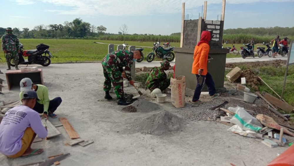 Pembuatan Tugu Prasasti TMMD Reguler 111 TA.2021 Kodim 0718/Pati Capai 65 Persen