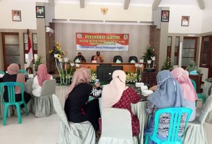 Kades Tamansari Berharap Warganya Ada Yang Membuka Jasa Sebagai Tata Rias Pengantin