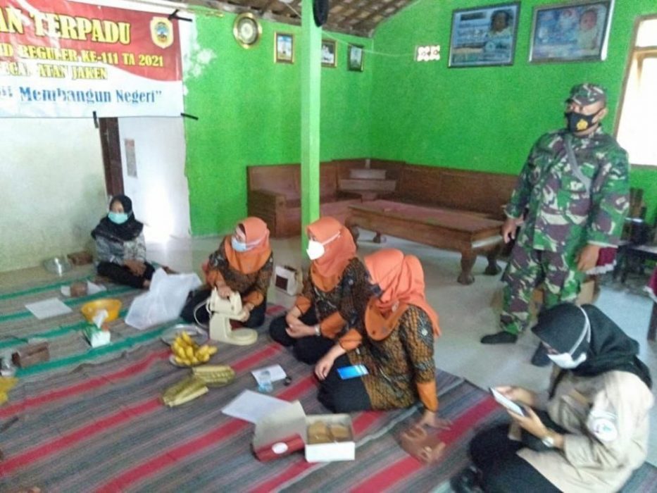 Peran Dan Kontribusi Ibu-Ibu Persit di TMMD