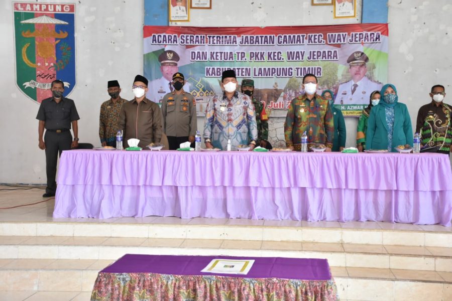 AZWAR HADI HADIRI SERTIJAB CAMAT WAY JEPARA