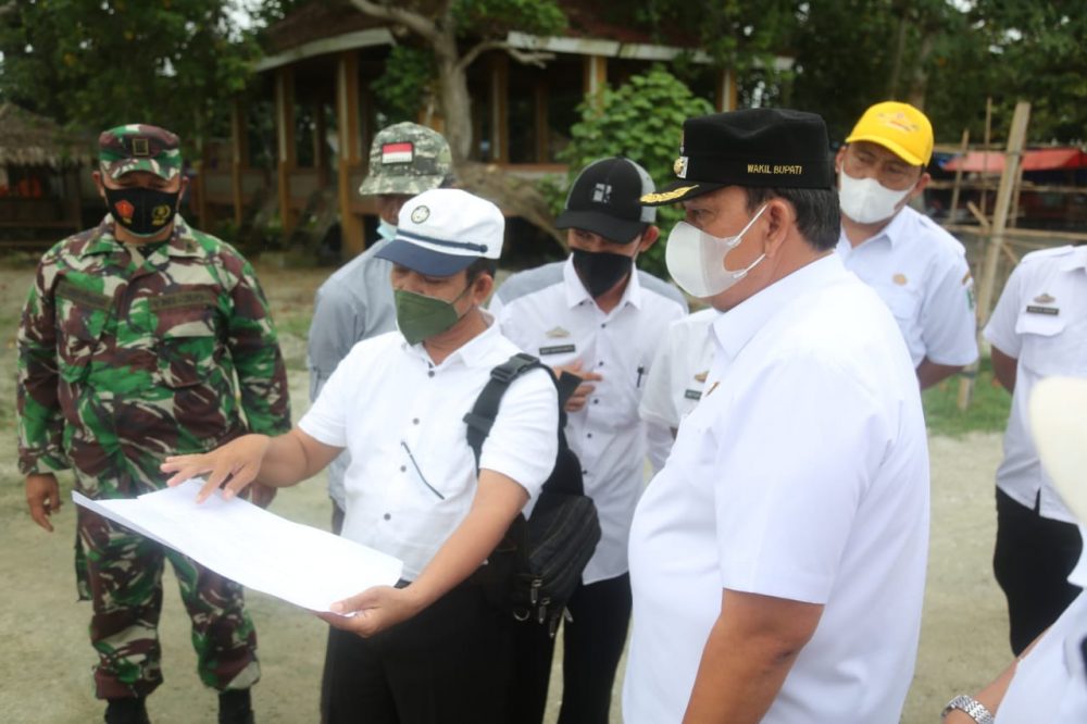 Zona Merah Azwar Hadi Tutup Sementara Pantai Kerang Mas