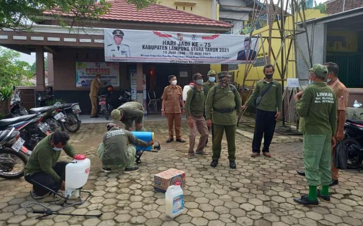 Zona merah, Kelurahan Rejosari Lakukan Penyemprotan Disinfektan