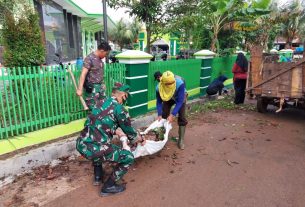 Kapten Made Diazmika pimpin kegiatan pembersihan lingkungan