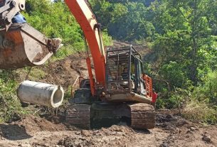 Hari Ke-13 satgas TMMD, ke 111 Kodim 1407/ Bone Mulai Pasang Gorong-Gorong di lokasi.