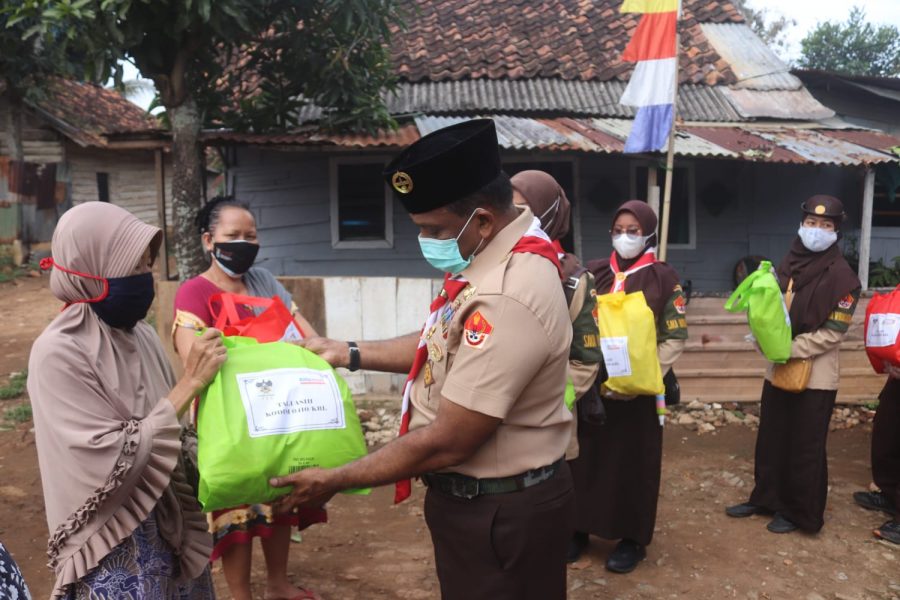 Saka Wira Kartika Kodim 0410/KBL melaksanakan kegiatan Bakti Sosial