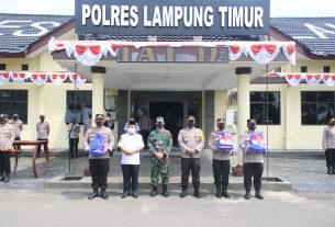 Dandim 0429/Lamtim Dampingi Kapolres Pelepasan Bansos Peduli Covid-19 Polres Lampung Timur