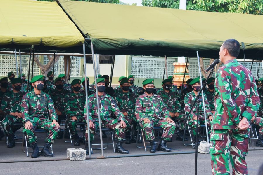 Danrem 043/Gatam Terima Korps Raport Prajurit