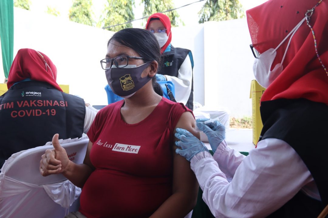 Gubernur Arinal Djunaidi Canangkan Vaksinasi Covid-19 Bagi Ibu Hamil di Provinsi Lampung