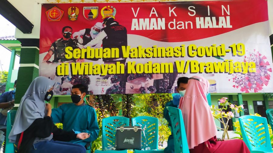 KBT Kodim Bojonegoro Terima Vaksinasi Tahap Dua