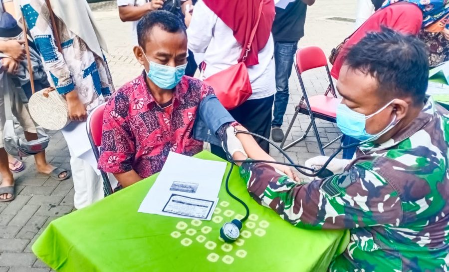 Kodim Bojonegoro Kembali Gelar Vaksinasi Dosis Kedua untuk Ratusan Naker Koperasi Karep