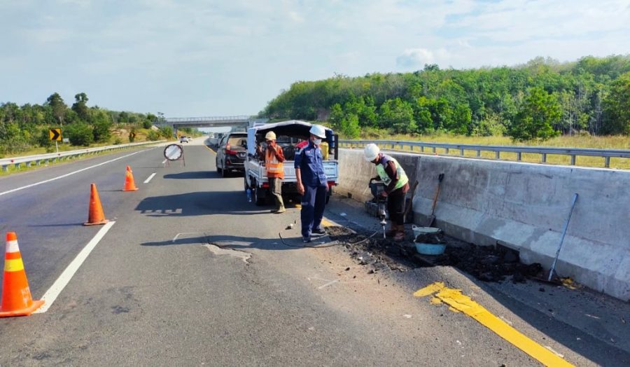 Lintasi Jalan TOL Terpeka diharap Hati-Hati