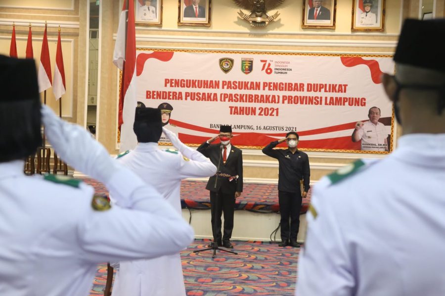 Pasukan Pengibar Bendera Provinsi Lampung Dikukuhkan
