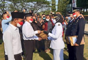 Sambut HUT RI ke 76 , WBP Rutan Kotaagung Terima Remisi