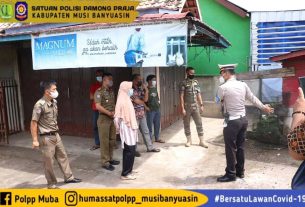 Satpol PP Bersama Dishub dan Polres Muba Melakukan Penertiban Bangunan Usaha Masyarakat dan Kedaraan Proyek di Depan RSUD Sekayu