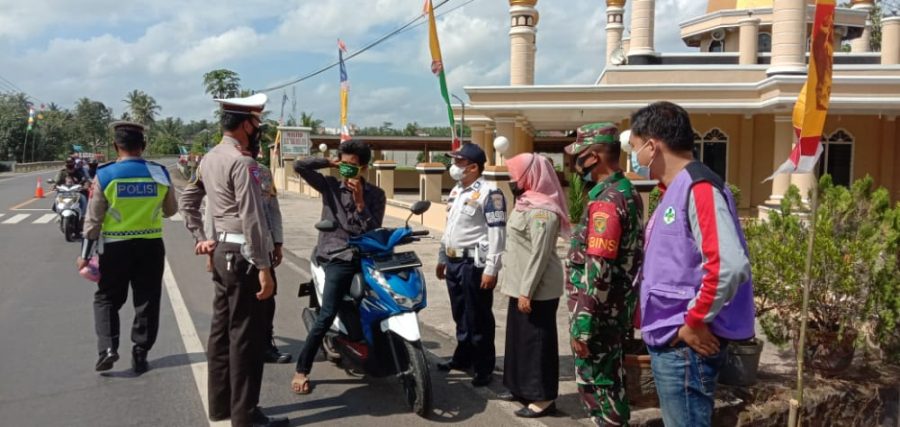 Sinergi TNI-Polri Siaga di 5 Posko Penyekatan PPKM Level 4