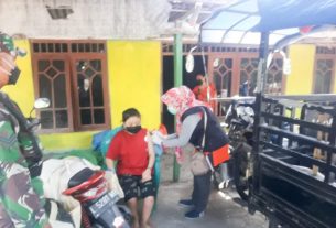 Babinsa Kalitidu Bojonegoro, Dampingi Giat Vaksinasi bagi Disabilitas dan ODGJ Desa Mayangrejo