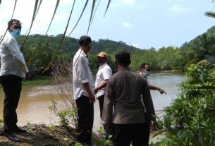 Bersama Uspika, Polsek Limau Cek Banjir di Pekon Paku