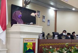 Bupati Hadiri Rapat Paripurna Tentang Perubahan APBD Kabupaten Tanggamus Tahun 2021