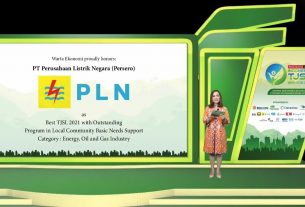 Dukung Pengentasan Kemiskinan, PLN Raih Penghargaan Best TJSL 2021 with Outstanding