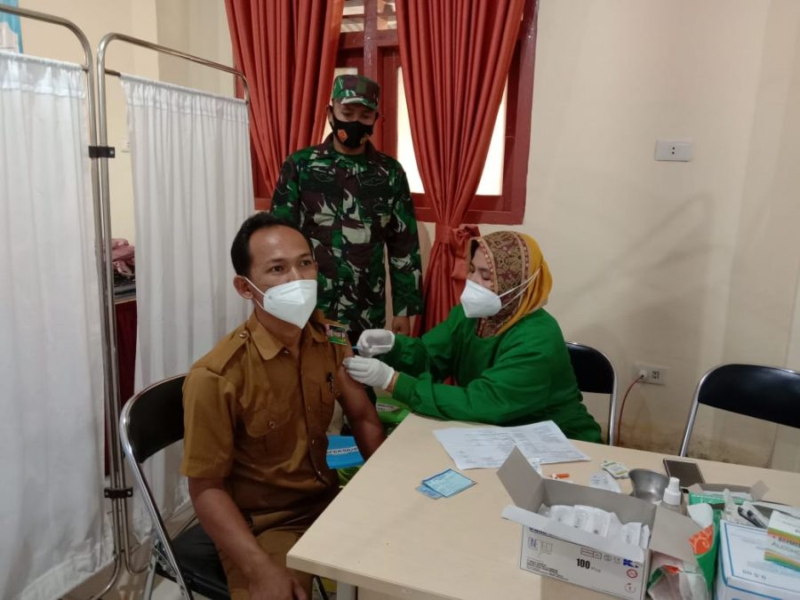 Gratis Terima Vaksinasi TNI-Polri, Warga Ucapkan Terima Kasih