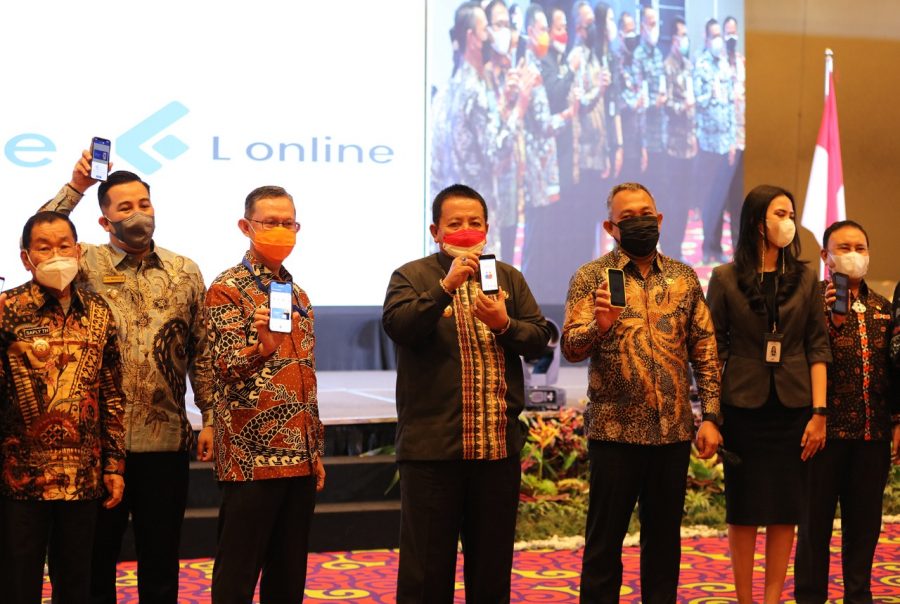 Gubernur Arinal Launching "L Saving" dan "L Online"