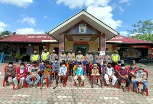 Hut Lantas ke 66 Polres Tubaba Gelar Khitan Serta Bagikan Sembako