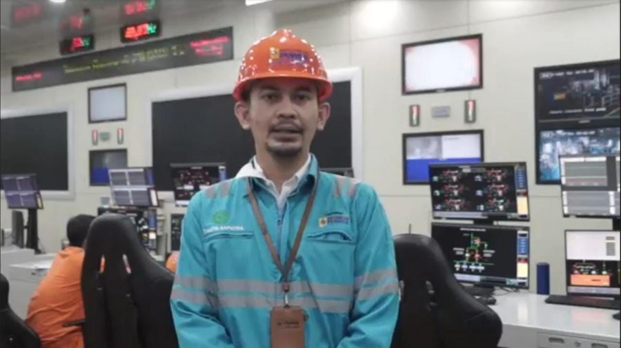 Insan PLN Grup Raih Satyalancana Pembangunan dan Satyalancana Wira Karya dari Presiden RI