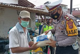 Jelang HUT Lantas ke 66, Sat Lantas Polres Tanggamus Gelar Bansos