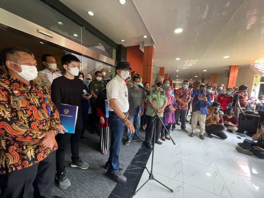 Jenguk Korban Luka Kebakaran Lapas Kelas I Tangerang, Yasonna Laoly: Lakukan Upaya Pengobatan Sebaik Mungkin