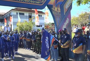 KOMANDAN PASMAR 3 IKUTI PELEPASAN KIRAB API PON XX PAPUA TAHUN 2021